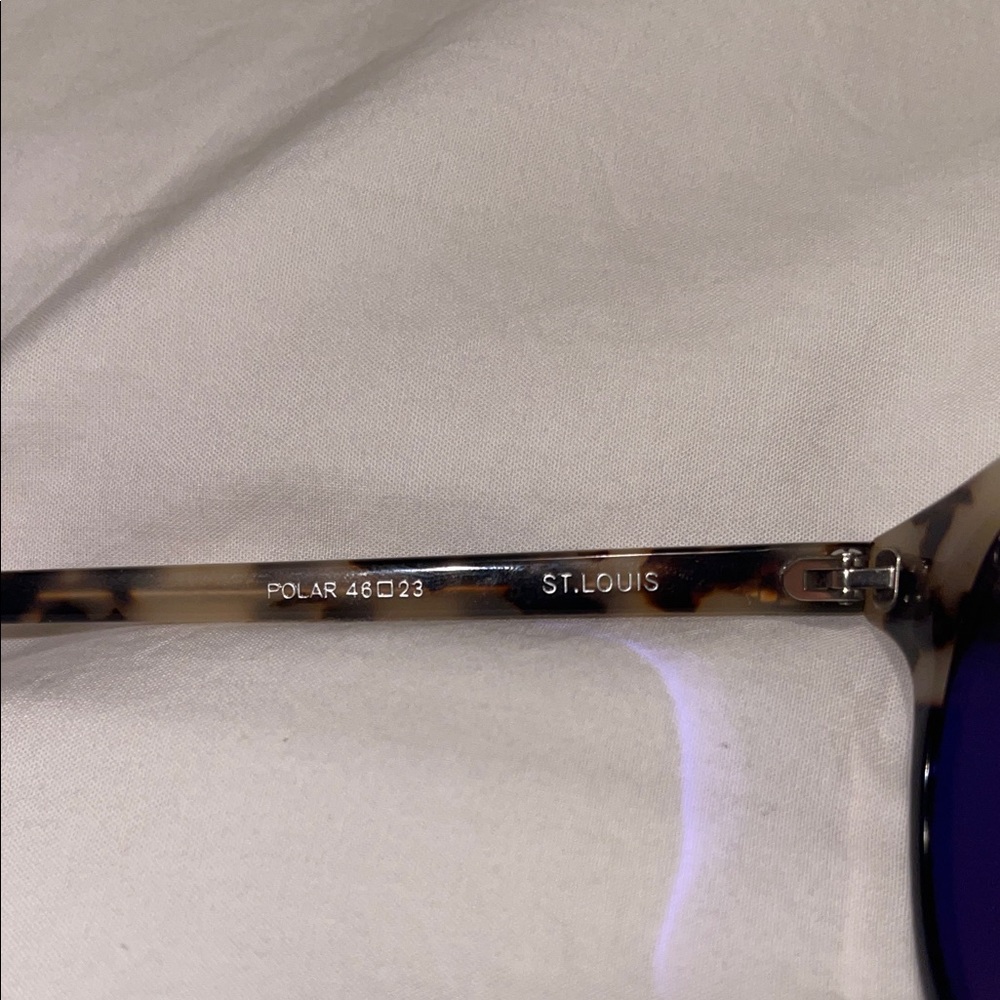 KREWE St. Louis Sunglasses - Picture 3 of 4